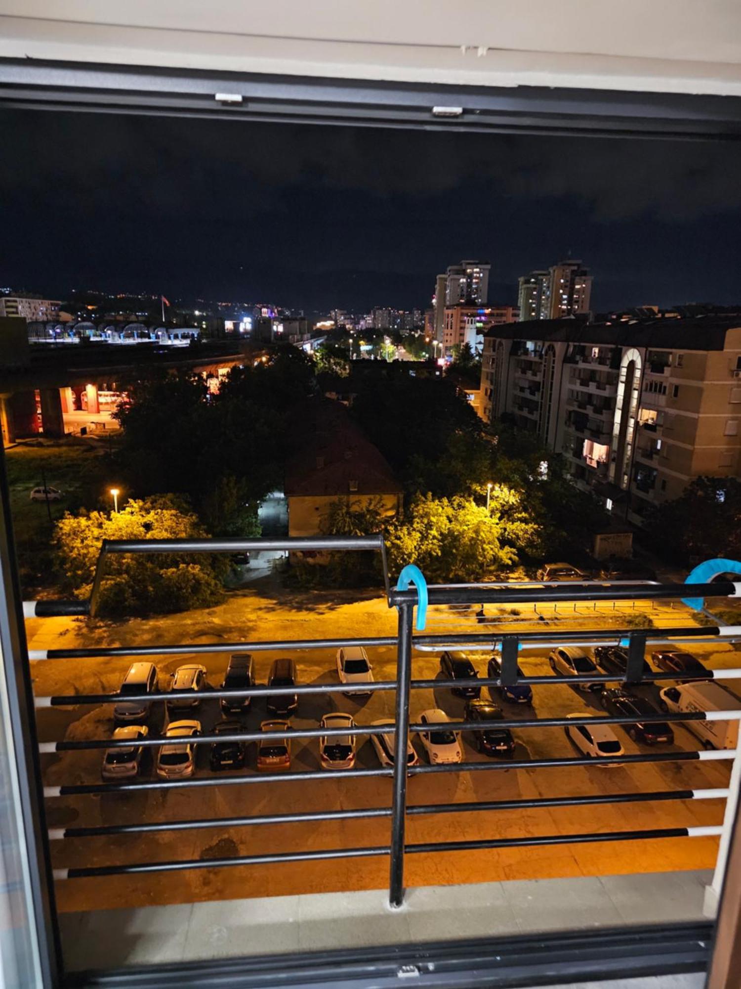 סקופיה Karas Lux Apartment מראה חיצוני תמונה